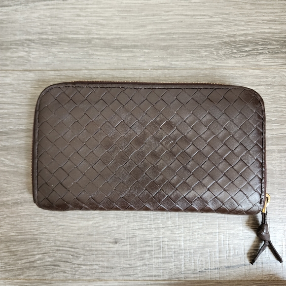 CLEAN Bottega Veneta Vintage Intrecciato Zip Around Wallet - Picture 4 of 14